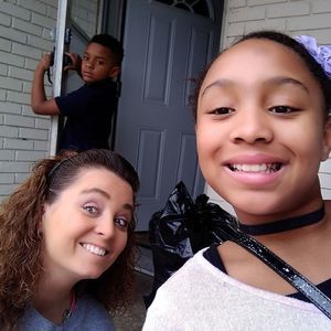 Meet your Posher, Chloe